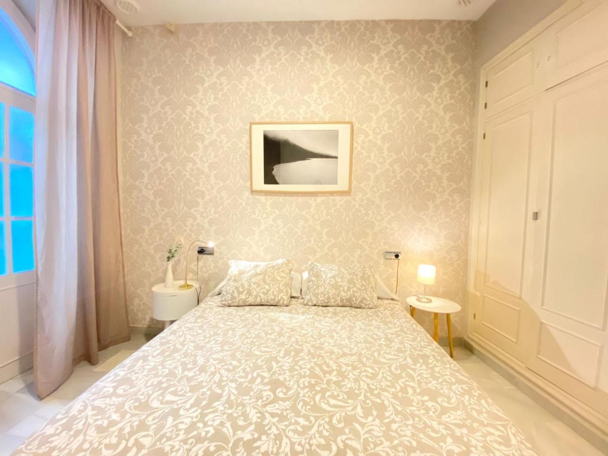 Apartamento Colon 1451 - Pleno Centro Y Wifi Gratis Kadyks Zewnętrze zdjęcie