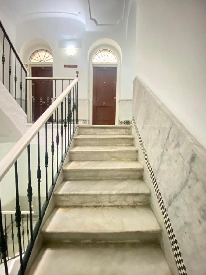 Apartamento Colon 1451 - Pleno Centro Y Wifi Gratis Kadyks Zewnętrze zdjęcie